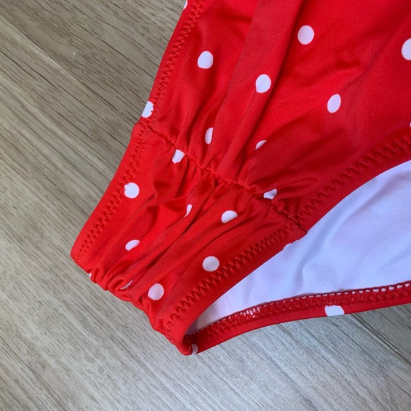 NWT Cupshe Womens Bikini Swimsuit Bottoms Size Small Red White Polka Dot - Picture 2 of 12